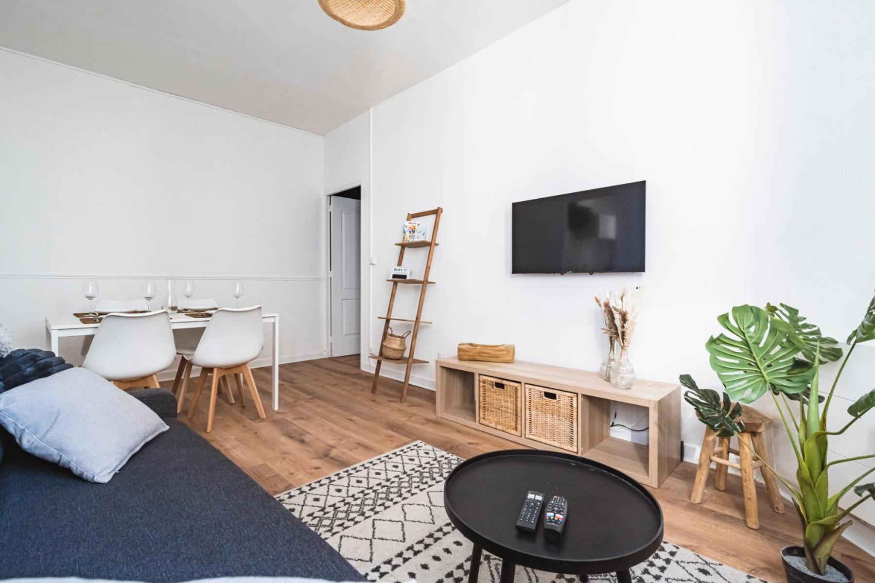 Le Cosy - Charmant 2 Chambres - Hyper Centre แร็งส์ ภายนอก รูปภาพ